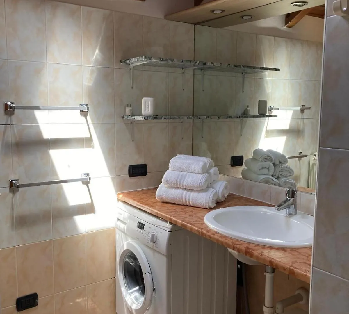 Apartman Appartamento La Tigre Monza